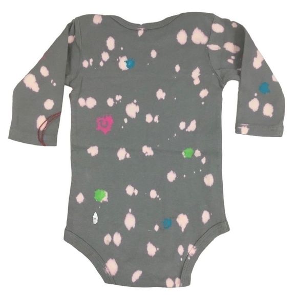 New True Religion Bundle of 2 Long Sleeve Baby Girl Onesies 12-18 Months - Picture 15 of 16